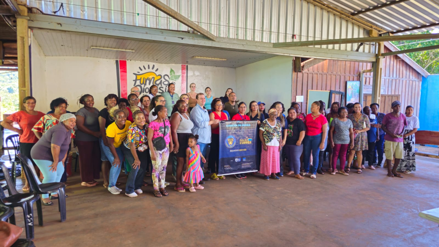 Grupo Onça Pintada realiza ação de prevenção ao câncer de mama em Jaraguari